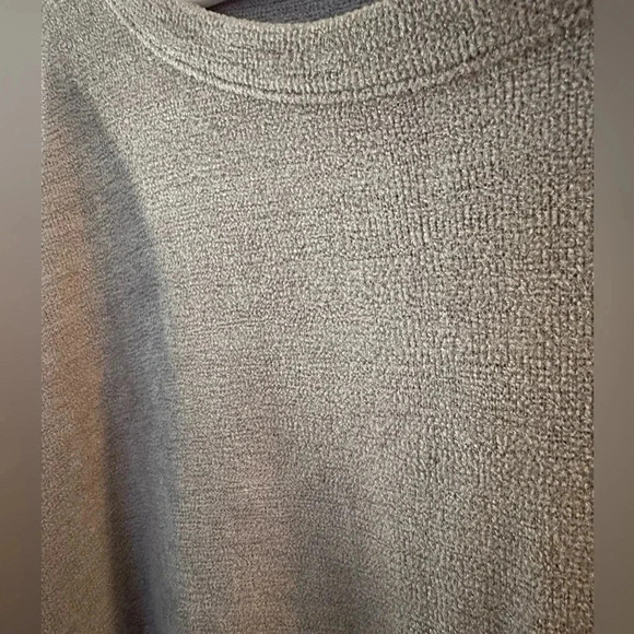 Three Dots soft long sleeve pullover in gray - Picture 3 of 7